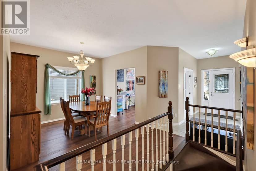 2171 Descartes Street — photo 2 of 31