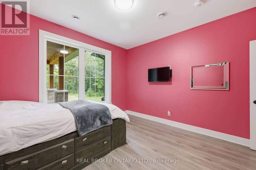 16 Cole Road — photo 28 of 40