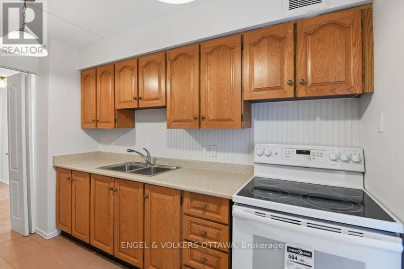 509 - 2400 Virginia Drive — photo 10 of 27