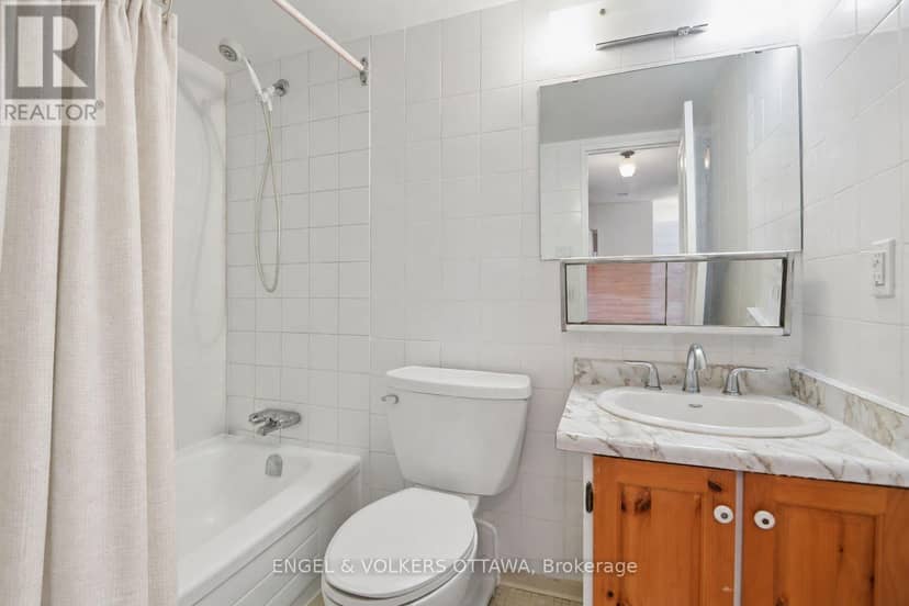 509 - 2400 Virginia Drive — photo 19 of 27