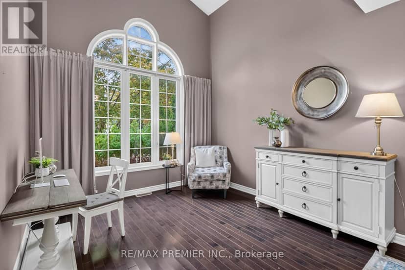 40 Islington Woods Court, Vaughan, photo 5