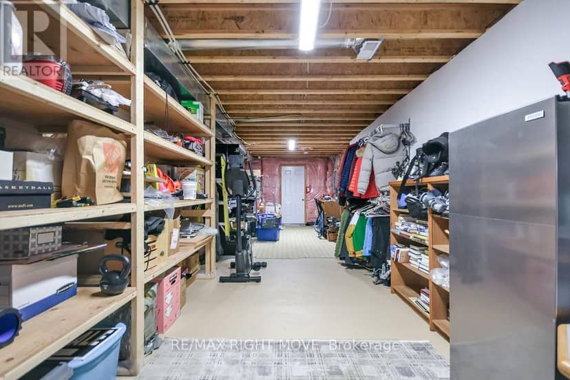 3111 Emperor Drive — photo 37 of 40
