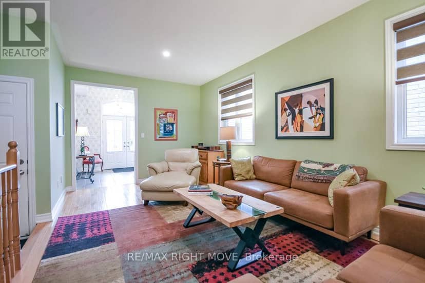 3111 Emperor Drive — photo 8 of 40
