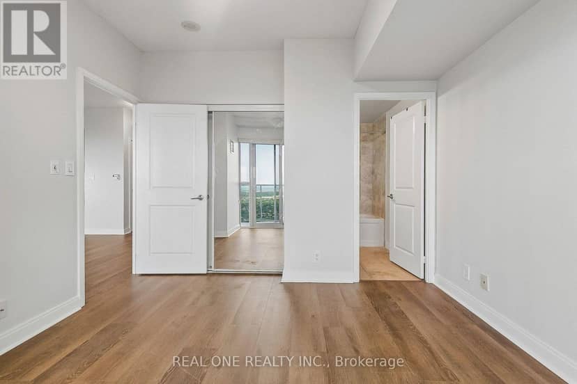5301 - 60 Absolute Avenue — photo 6 of 26