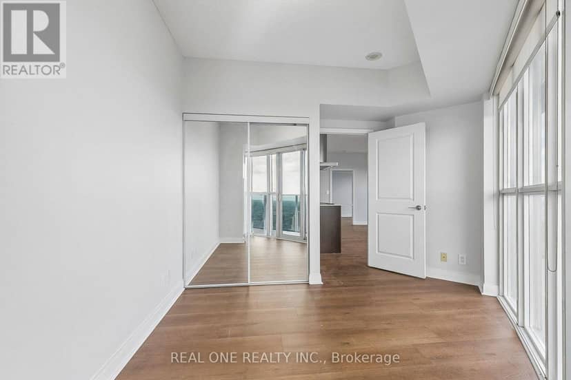 5301 - 60 Absolute Avenue — photo 9 of 26