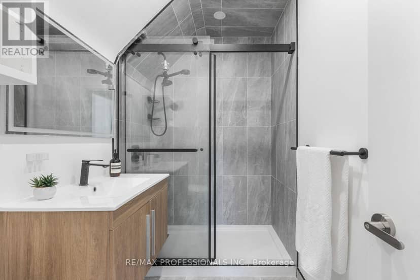 27 Brawley Avenue — photo 18 of 40