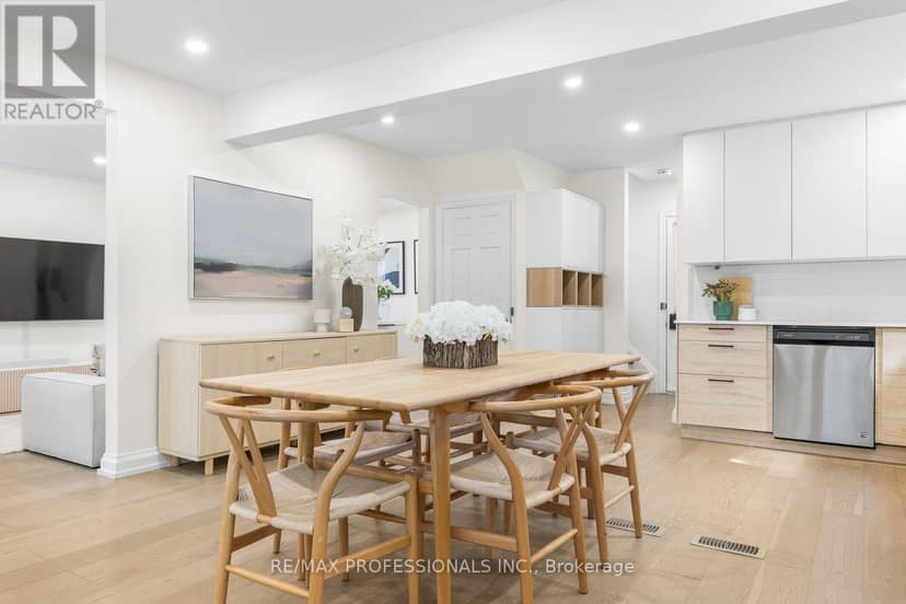 27 Brawley Avenue — photo 5 of 40