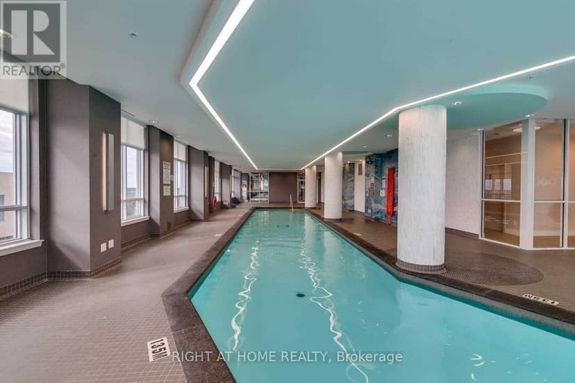 610 - 9201 Yonge Street — photo 25 of 32