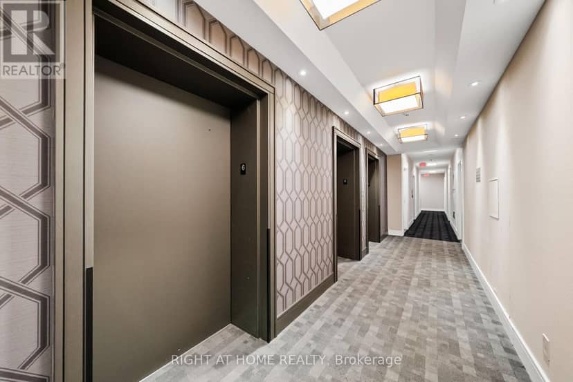 610 - 9201 Yonge Street — photo 27 of 32