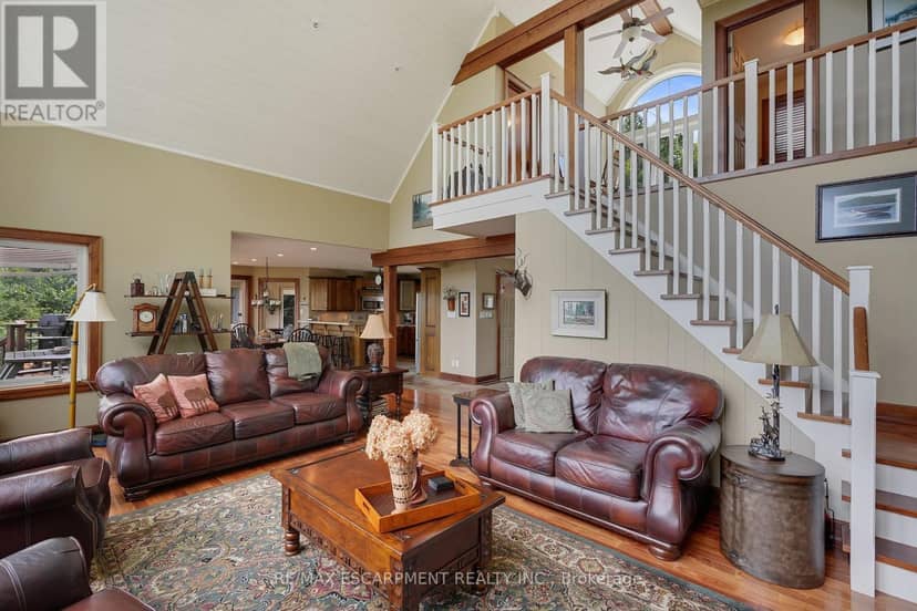 36 Manitouwabing Estates Road — photo 18 of 40