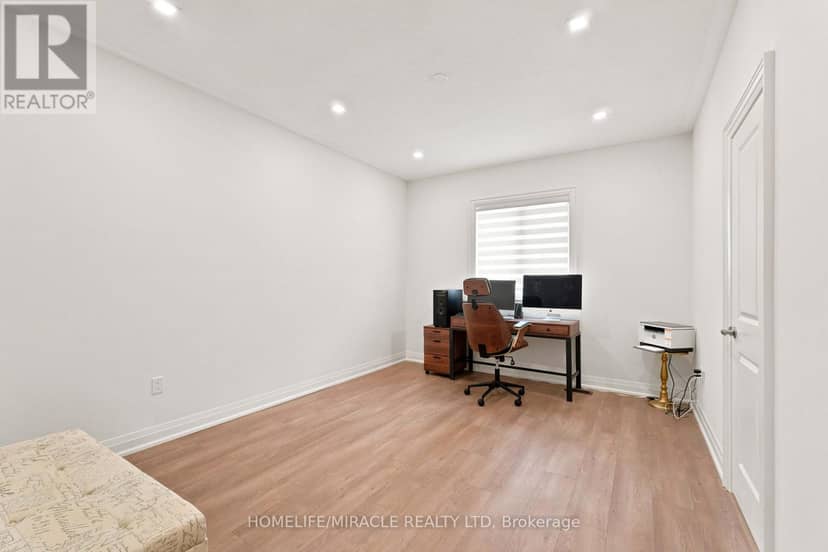 19 Kenesky Drive — photo 32 of 40