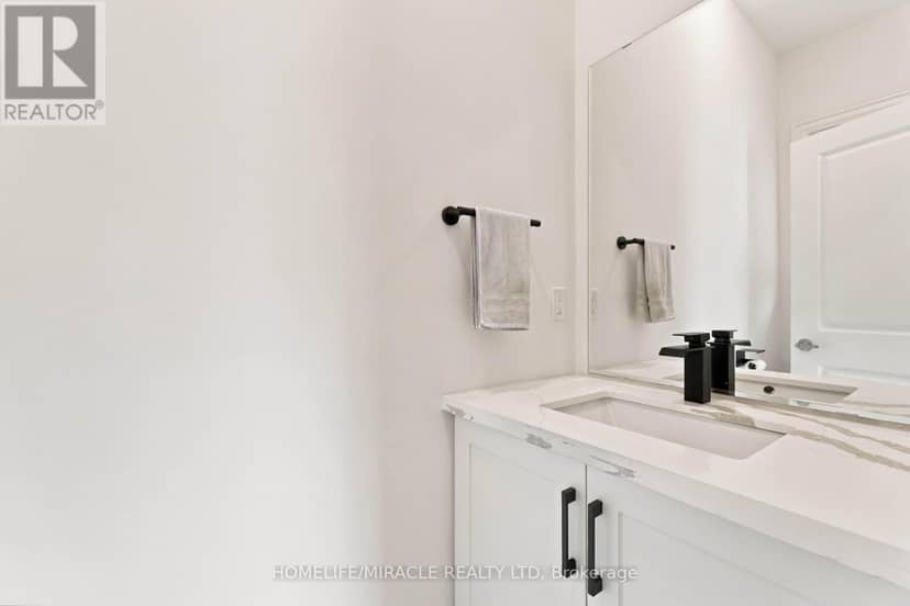 19 Kenesky Drive — photo 5 of 40