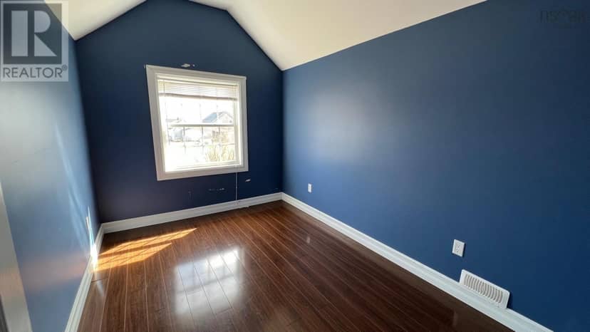 13 Lornevale Road — photo 13 of 21