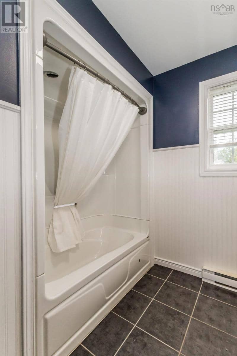 11 Rogers Road — photo 18 of 40
