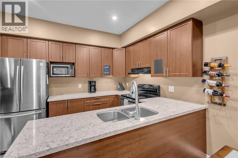 12 BRANTWOOD PARK Road Unit# C2 — photo 10 of 40