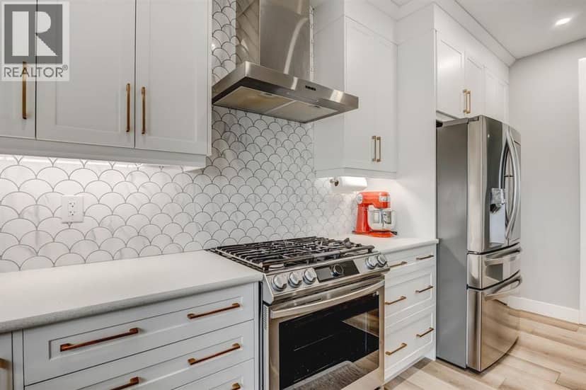 146 Yorkstone Way SW — photo 11 of 34