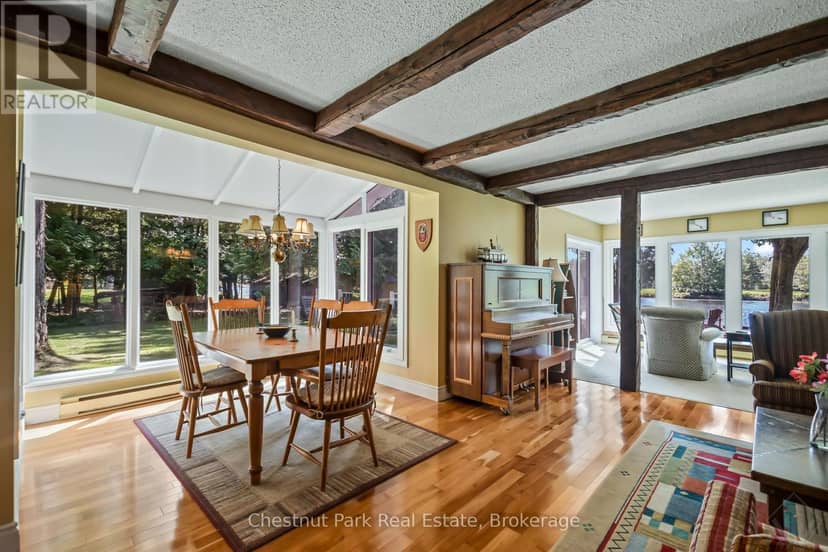 1019 Maplewood Road W — photo 10 of 40