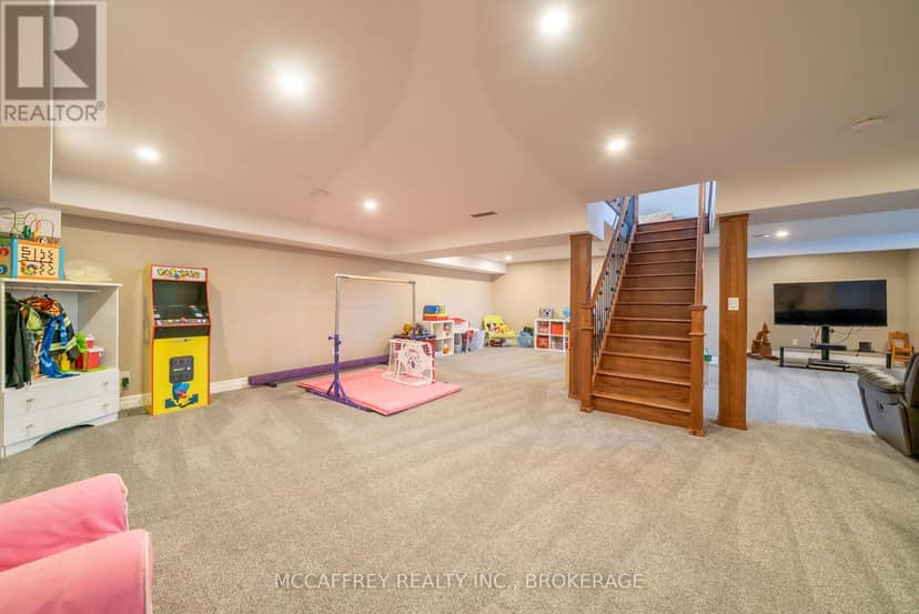 2572 Blessington Road — photo 37 of 40