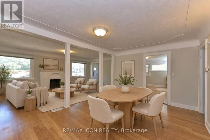 525 Grosvenor Street — photo 6 of 40