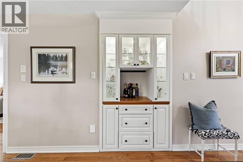 16 RED HAVEN Drive — photo 15 of 40