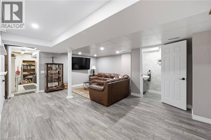 16 RED HAVEN Drive — photo 30 of 40