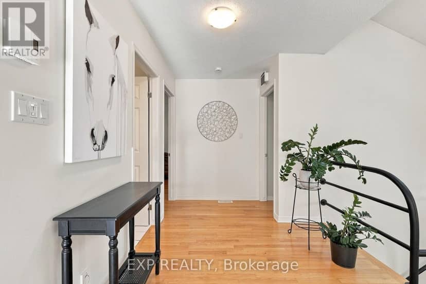 47 Albert Street — photo 14 of 40