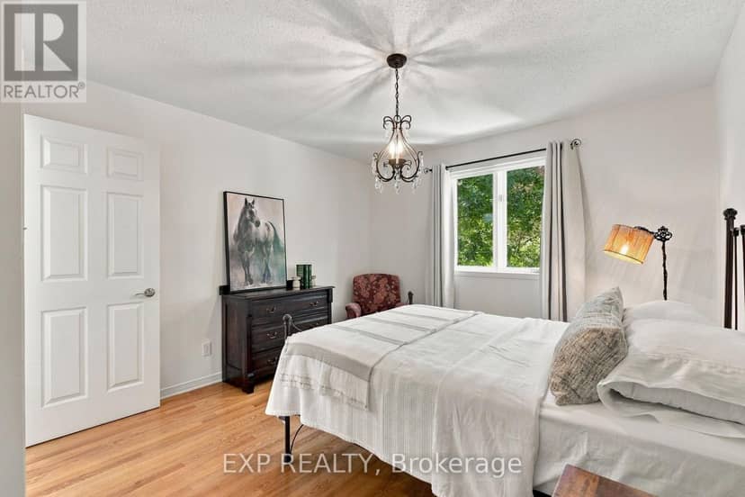 47 Albert Street — photo 19 of 40