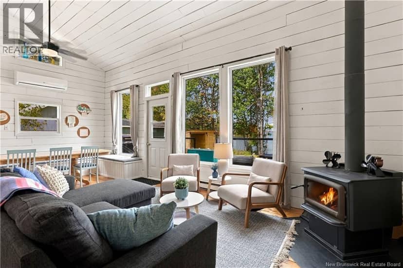 87 Hazen Lane — photo 9 of 40