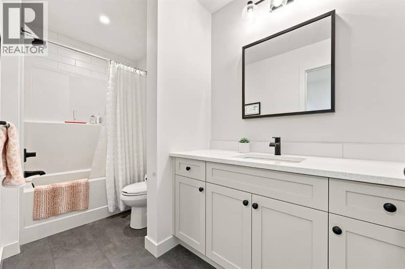 1460 Bayview Point SW — photo 35 of 40