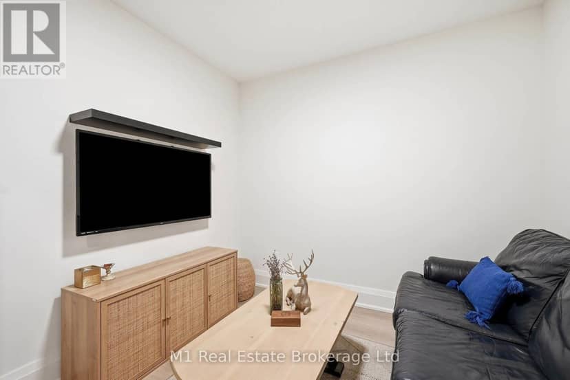 214 - 6523 Wellington Road 7 Road — photo 15 of 37