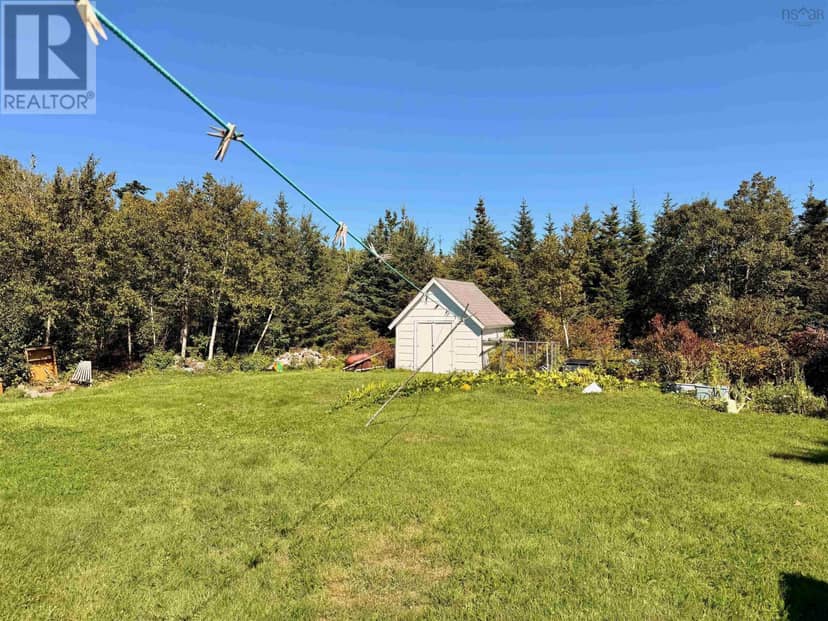 2099 Comeaus Hill Road — photo 18 of 20