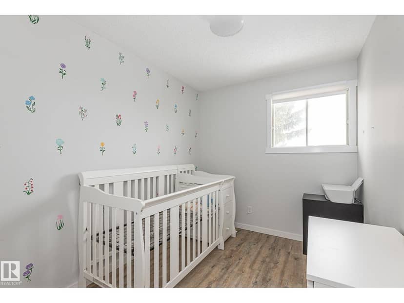 8326 157 AV NW — photo 16 of 27