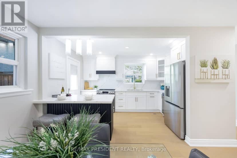 2420 Edenhurst Drive — photo 12 of 40