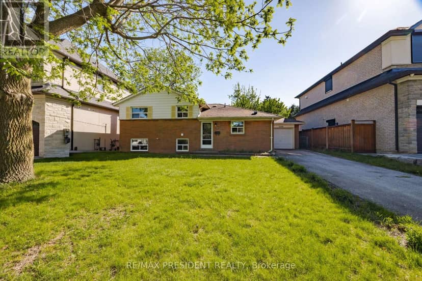 2420 Edenhurst Drive — photo 4 of 40