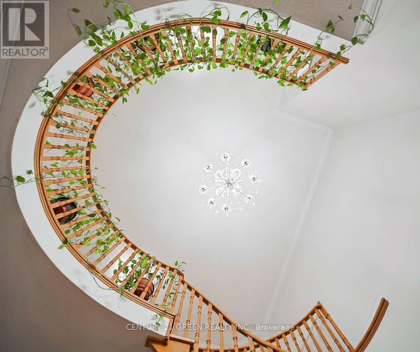 4635 Beaufort Terrace — photo 11 of 40