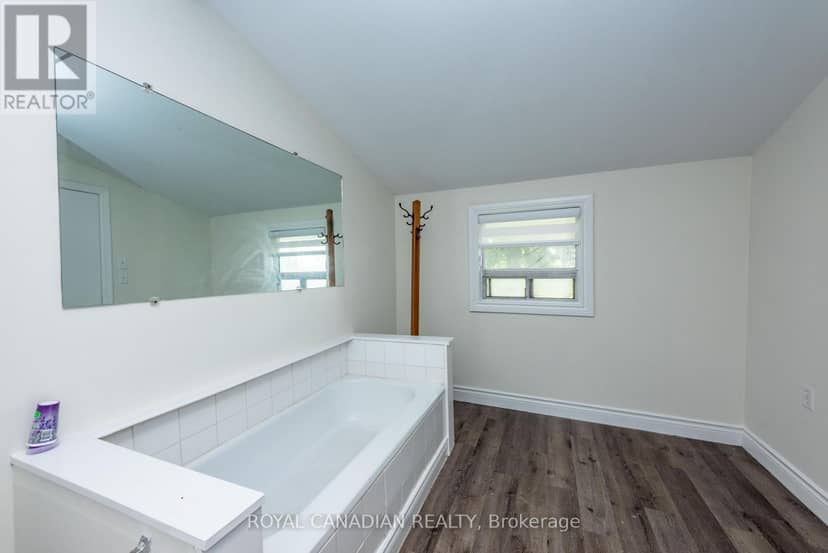 9775 Highway 7, Halton Hills, photo 8