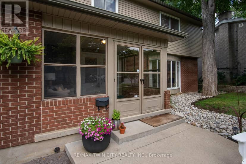 51 Murrayhill Court — photo 3 of 40