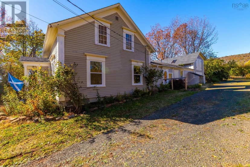 1611 Granville Road, Port Wade, photo 5