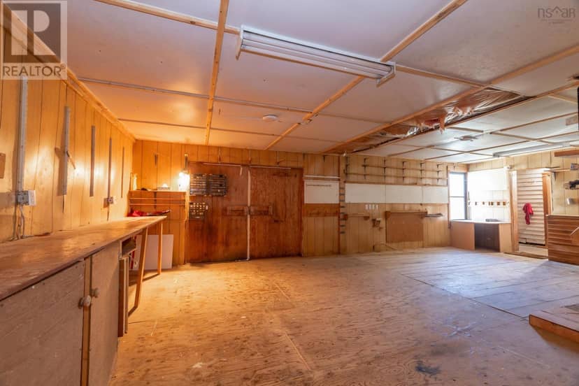 1611 Granville Road — photo 39 of 40