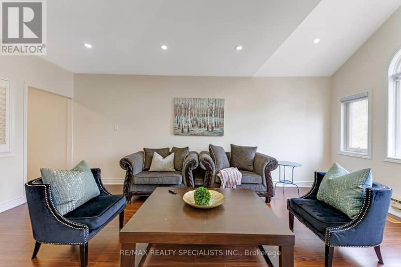 63 Blue Spruce Street — photo 15 of 40