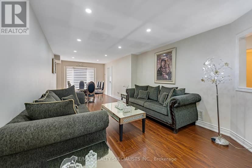 63 Blue Spruce Street, Brampton, photo 5