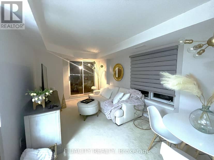 5L - 310 Central Park Drive, Ottawa, photo 5