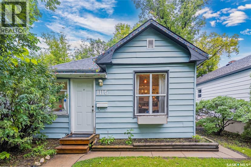1116 B Avenue N — photo 1 of 40