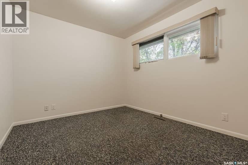 11 Moxon CRESCENT — photo 24 of 40