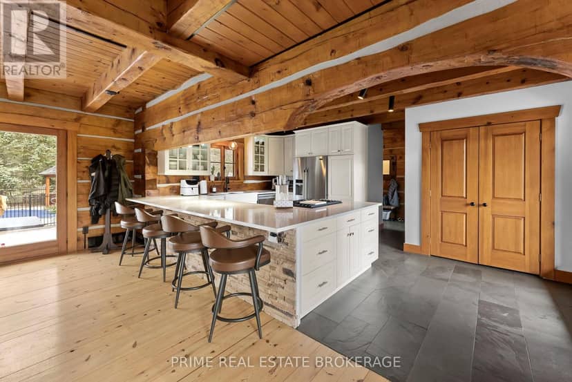 575 Emily Street — photo 12 of 40