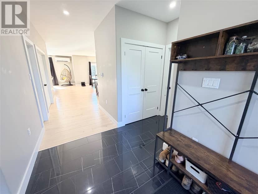 17 Murdoch Drive — photo 26 of 38