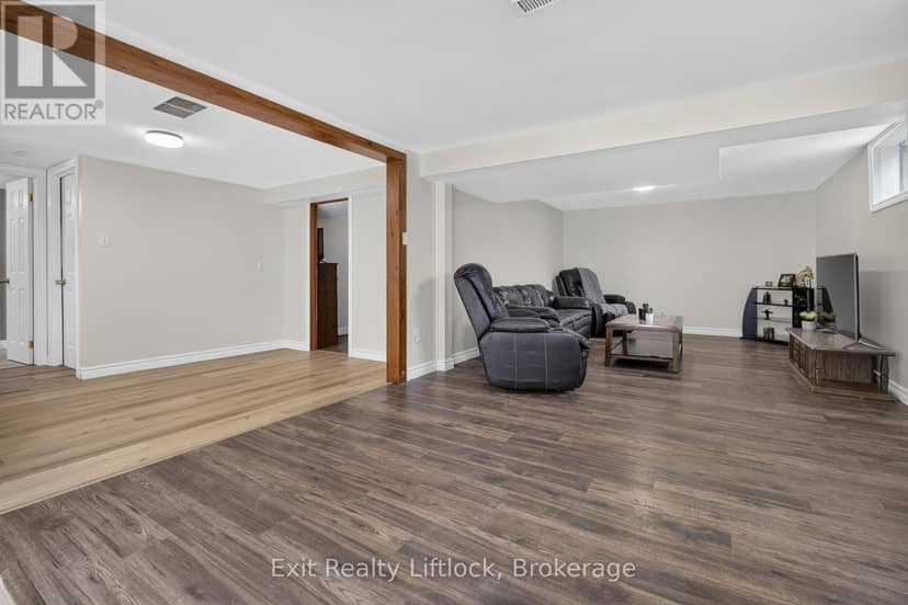 3 Basswood Street — photo 31 of 40