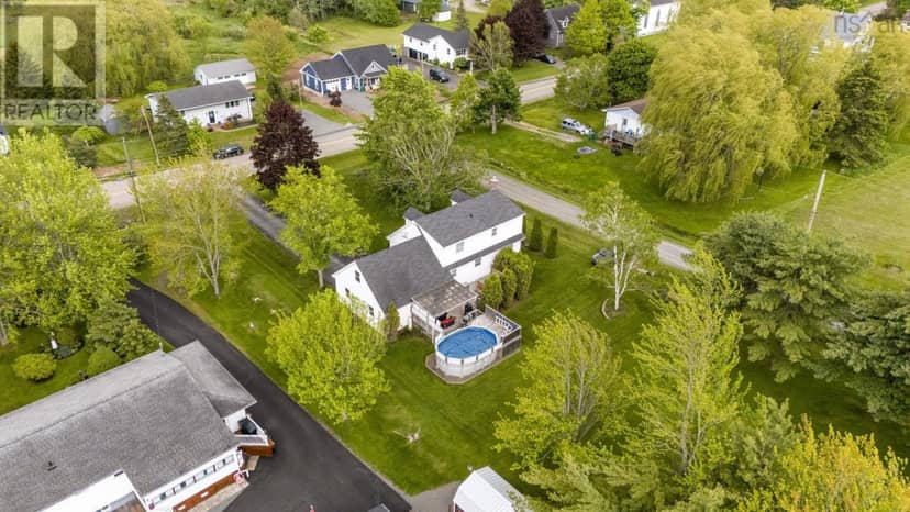 258 Falmouth Dyke Road, Falmouth, photo 8