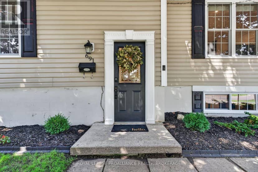 691 Aylmer Crescent, Kingston, photo 3