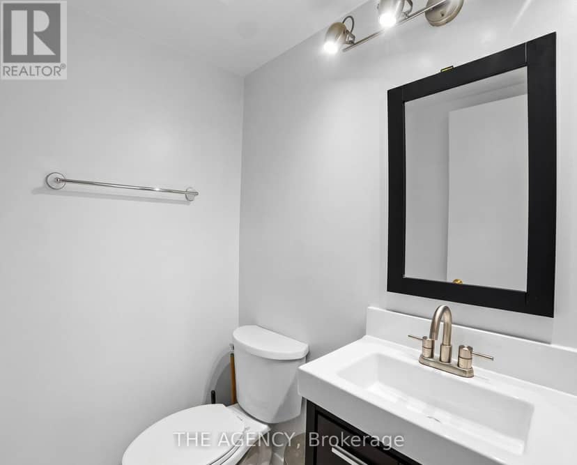904 - 15 Sewells Road — photo 17 of 27